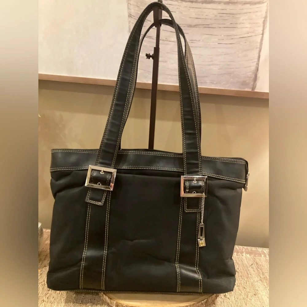 Swiss Gear By Wenger Diana Padded‎ Tote Black Laptop Travel